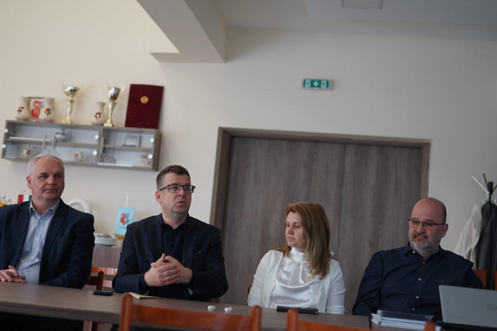 Véget érhet a „halálkanyar” rémálma: körforgalom épül Ajaknál a 4-es főút egyik legveszélyesebb pontján