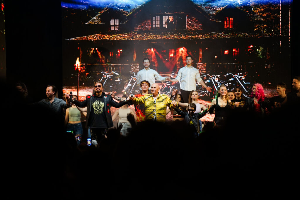 Több ezer néző, vastaps és Pataky Attila meglepetése – felejthetetlen este volt Kisvárdán az EDDA-musical