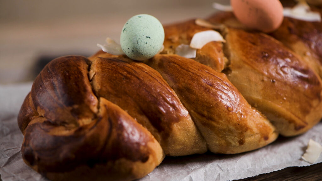 Miért kerül fonott kalács a húsvéti asztalra?